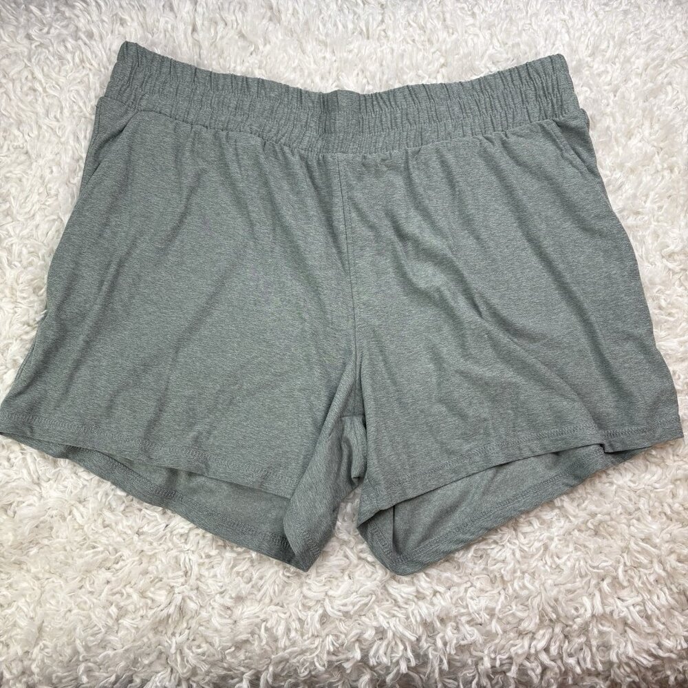 Athletic Buttercore Womens XL Green Shorts with Pockets Athletic Wear 4" Inseam